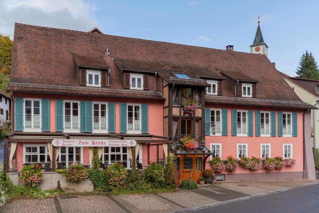 Gasthaus-Pension Zum Kreuz Stuhlingen Exterior foto